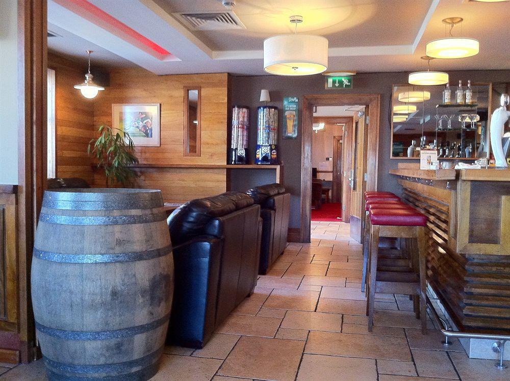 The Pier Hotel Limerick Junction Extérieur photo