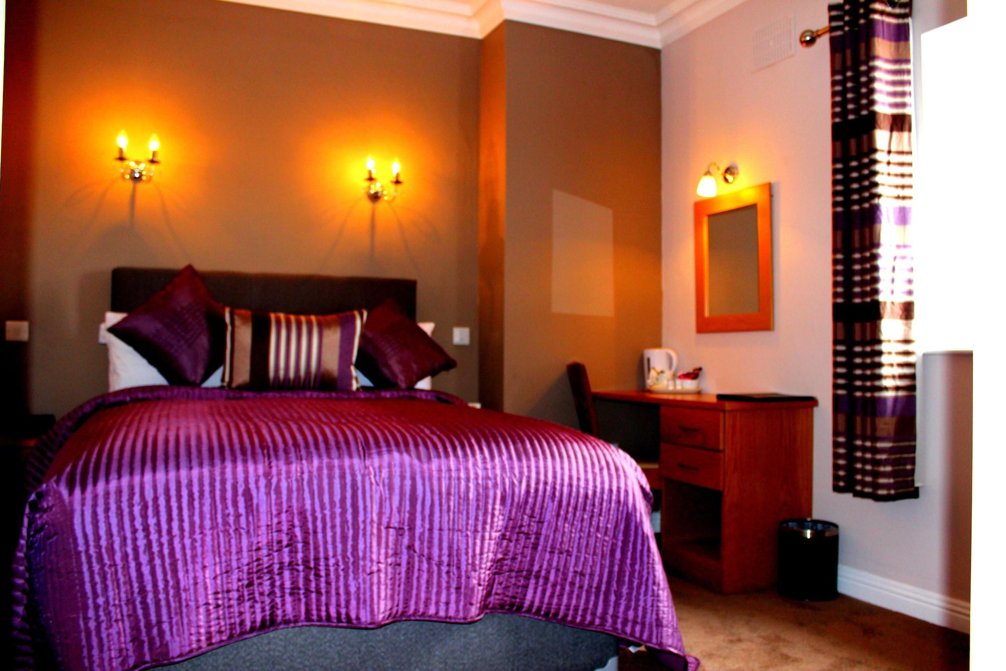 The Pier Hotel Limerick Junction Extérieur photo