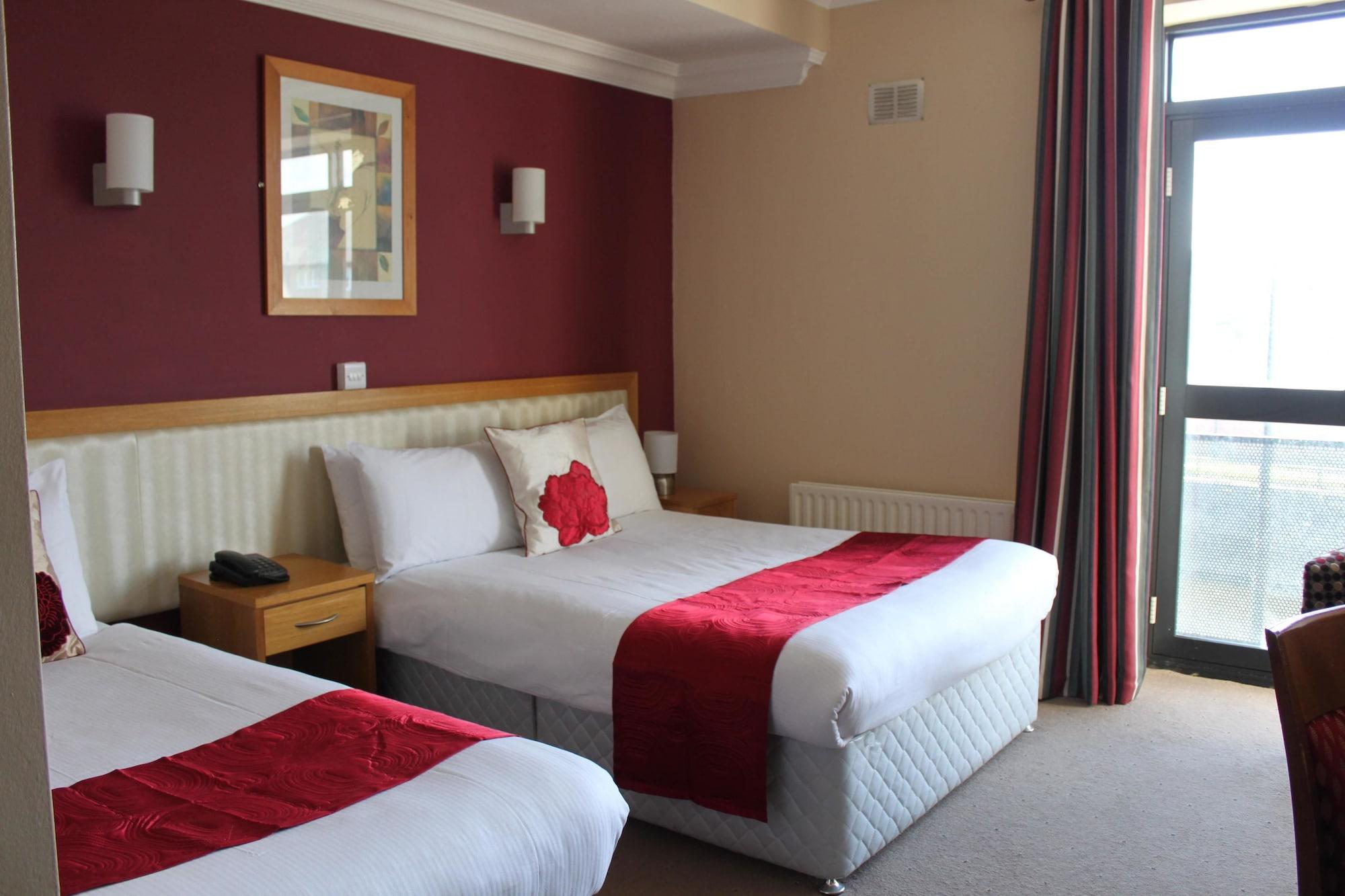 The Pier Hotel Limerick Junction Extérieur photo